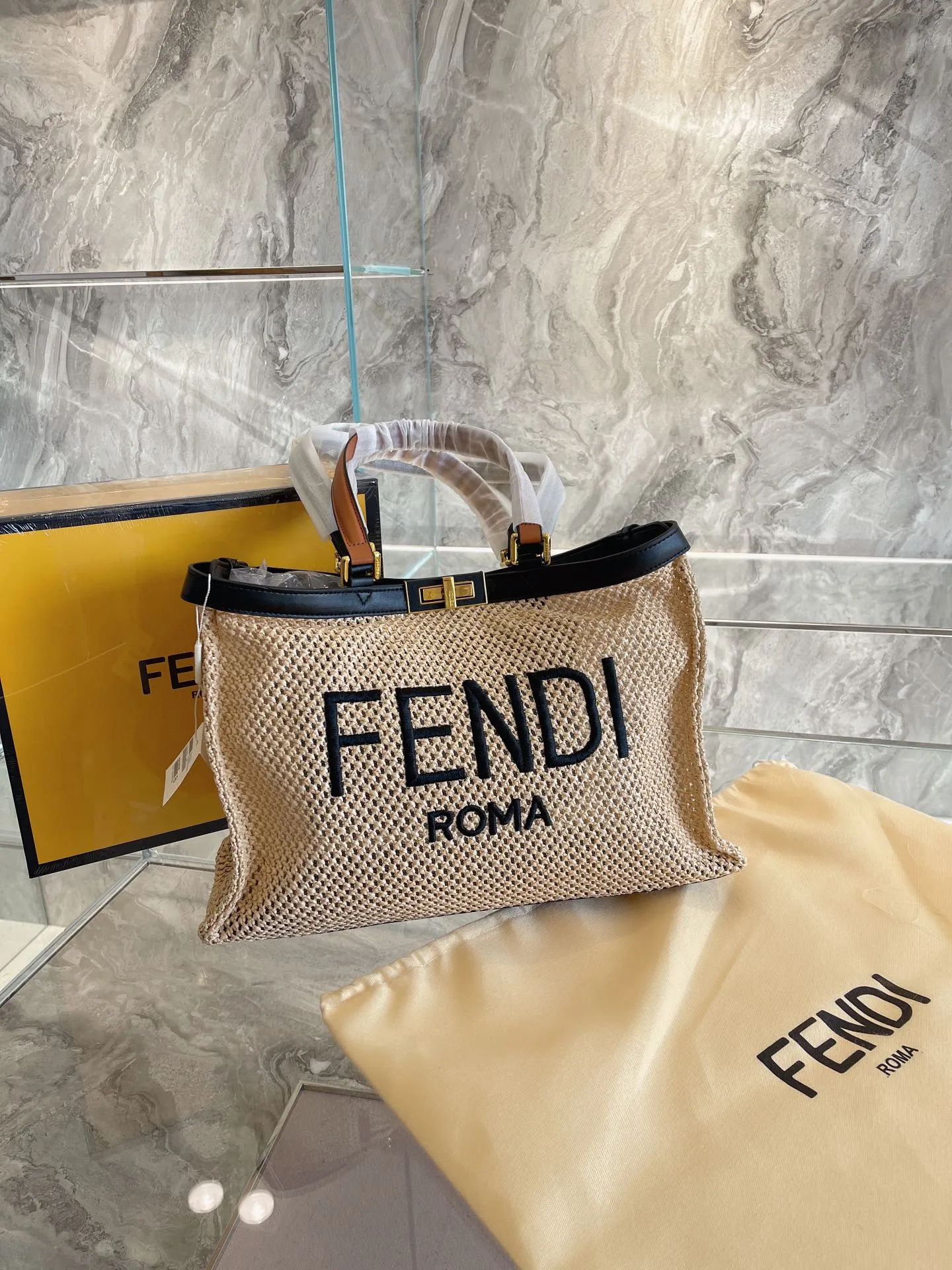 EN   Designer bags by Fendi 145