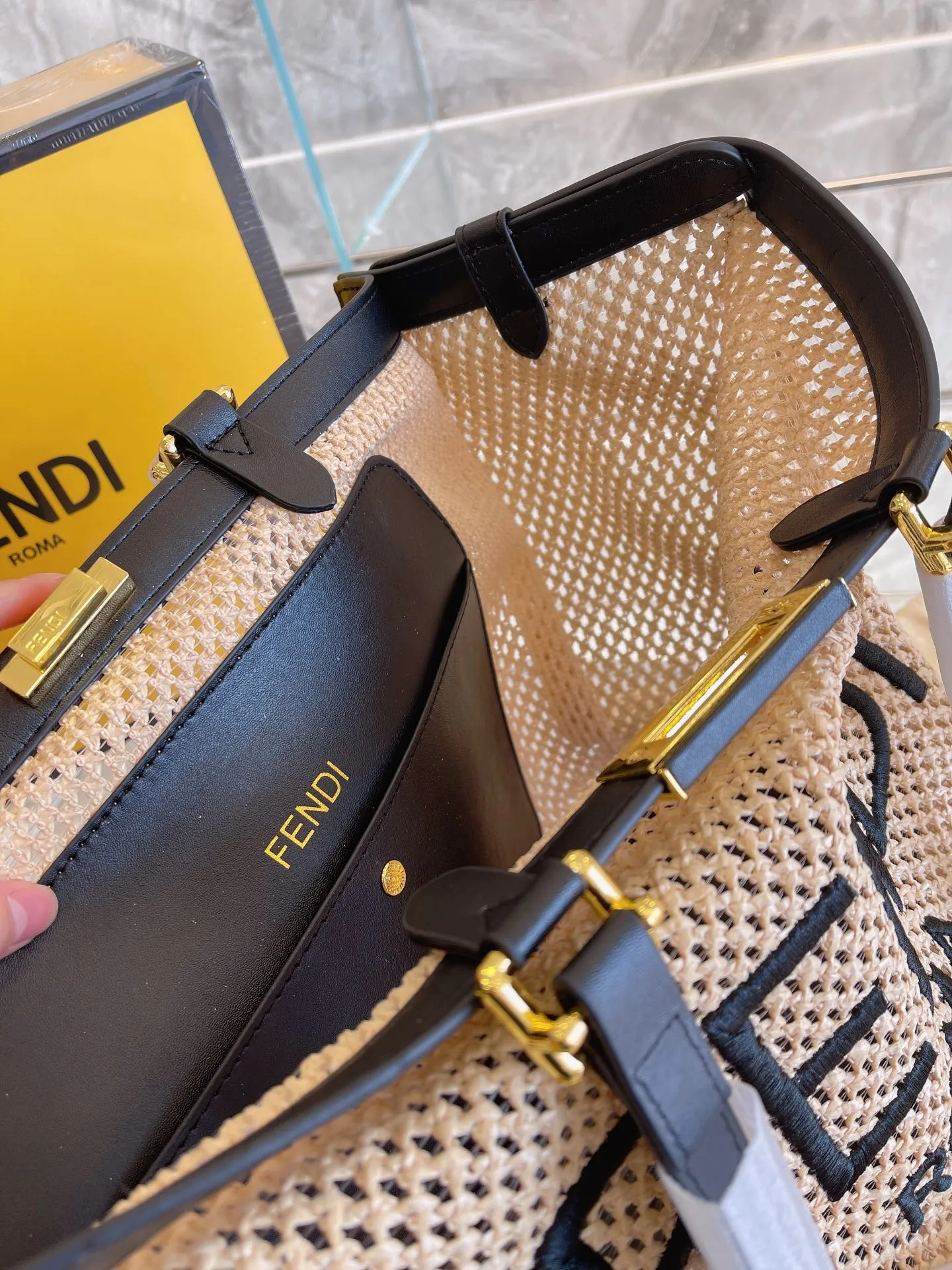EN   Designer bags by Fendi 145