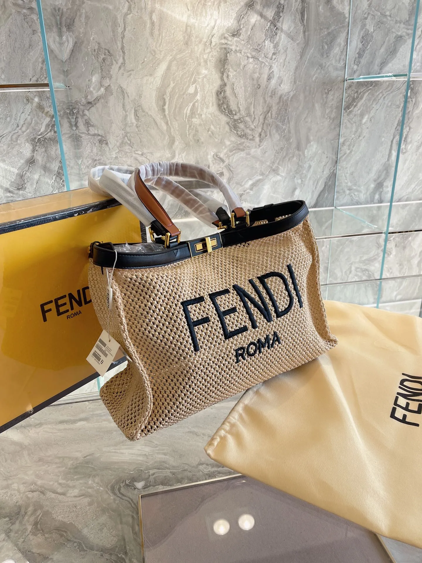 EN   Designer bags by Fendi 145
