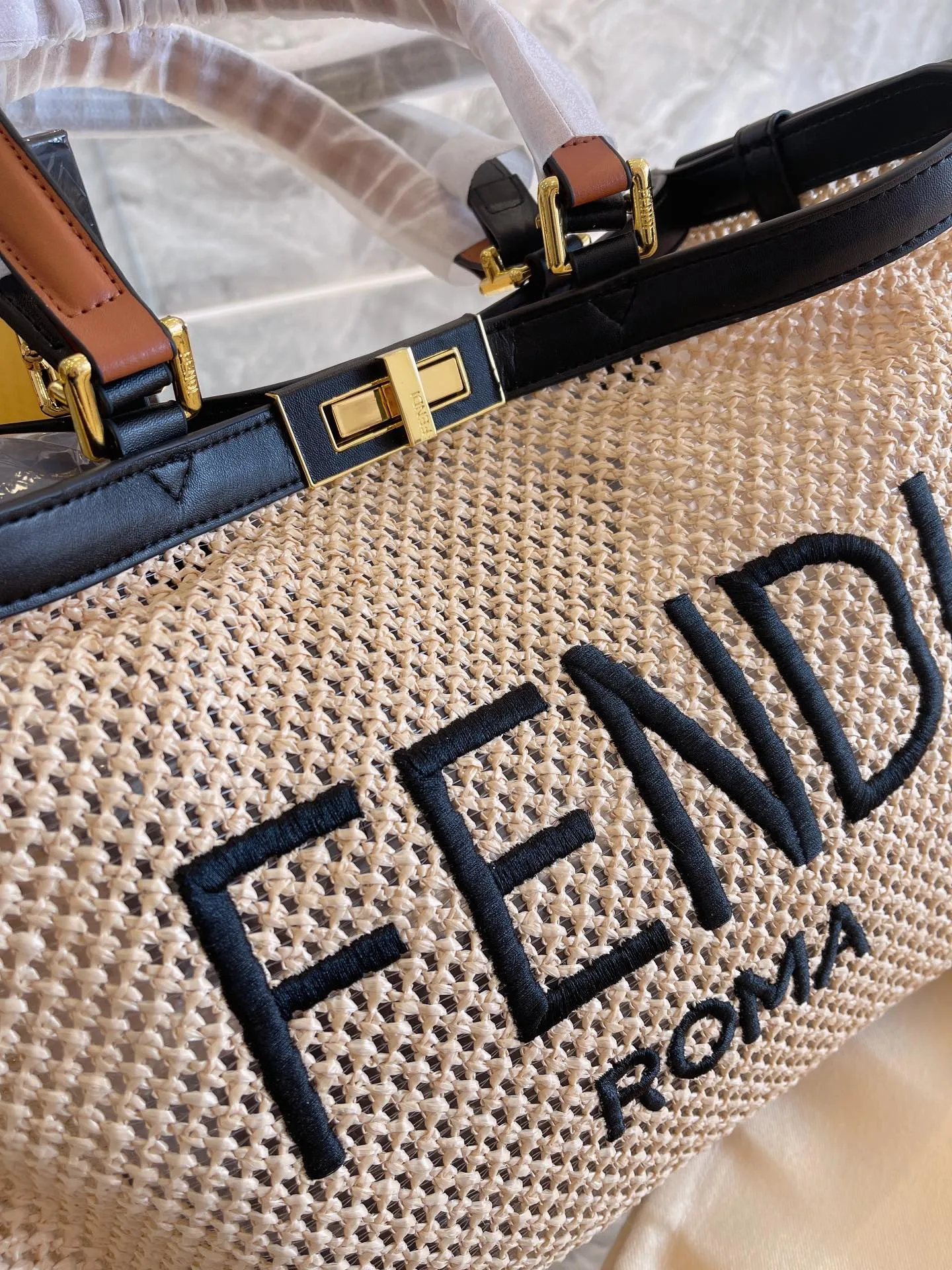 EN   Designer bags by Fendi 145