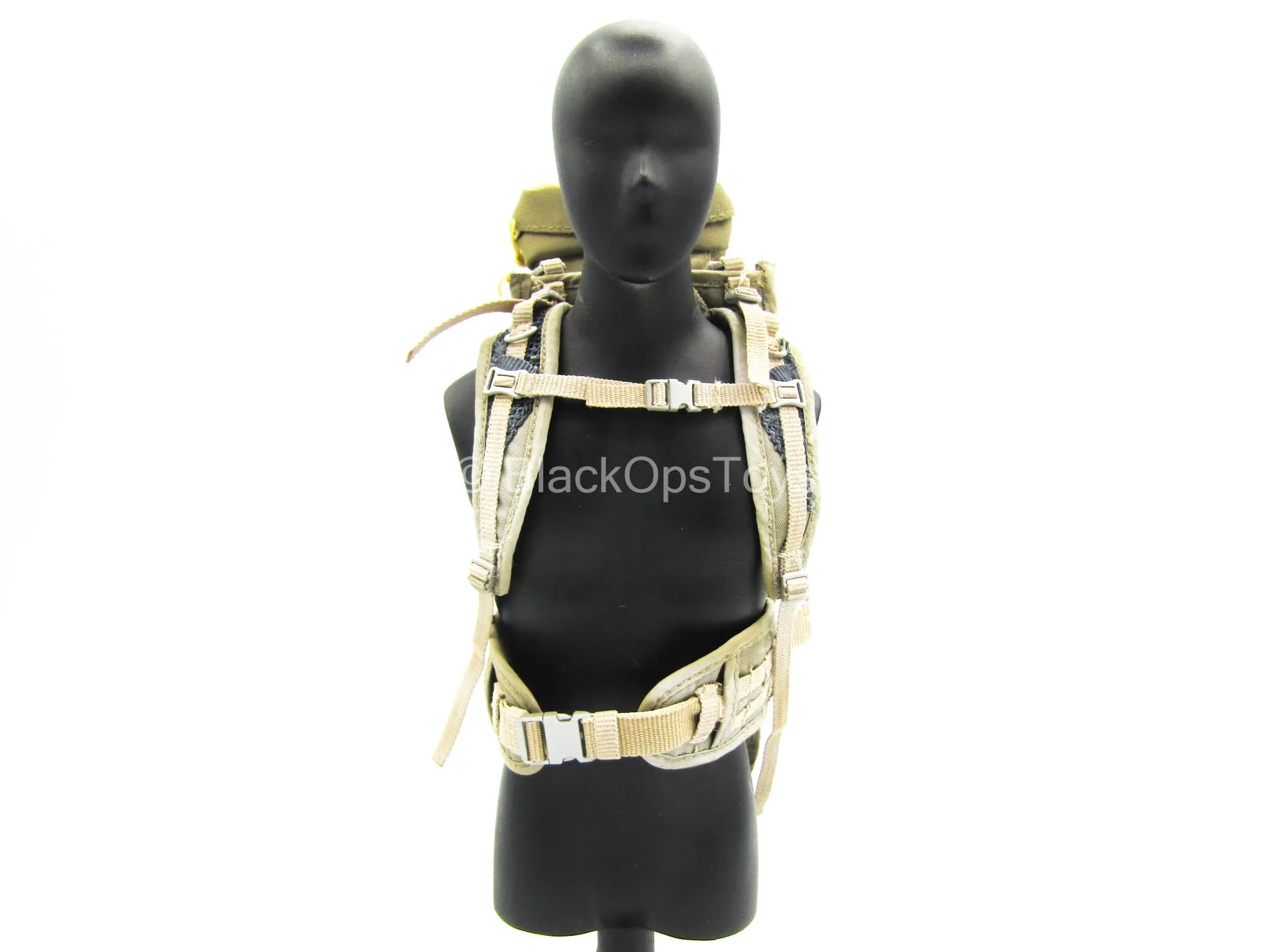 NSW Winter Warfare - Tan Backpack w/Cover