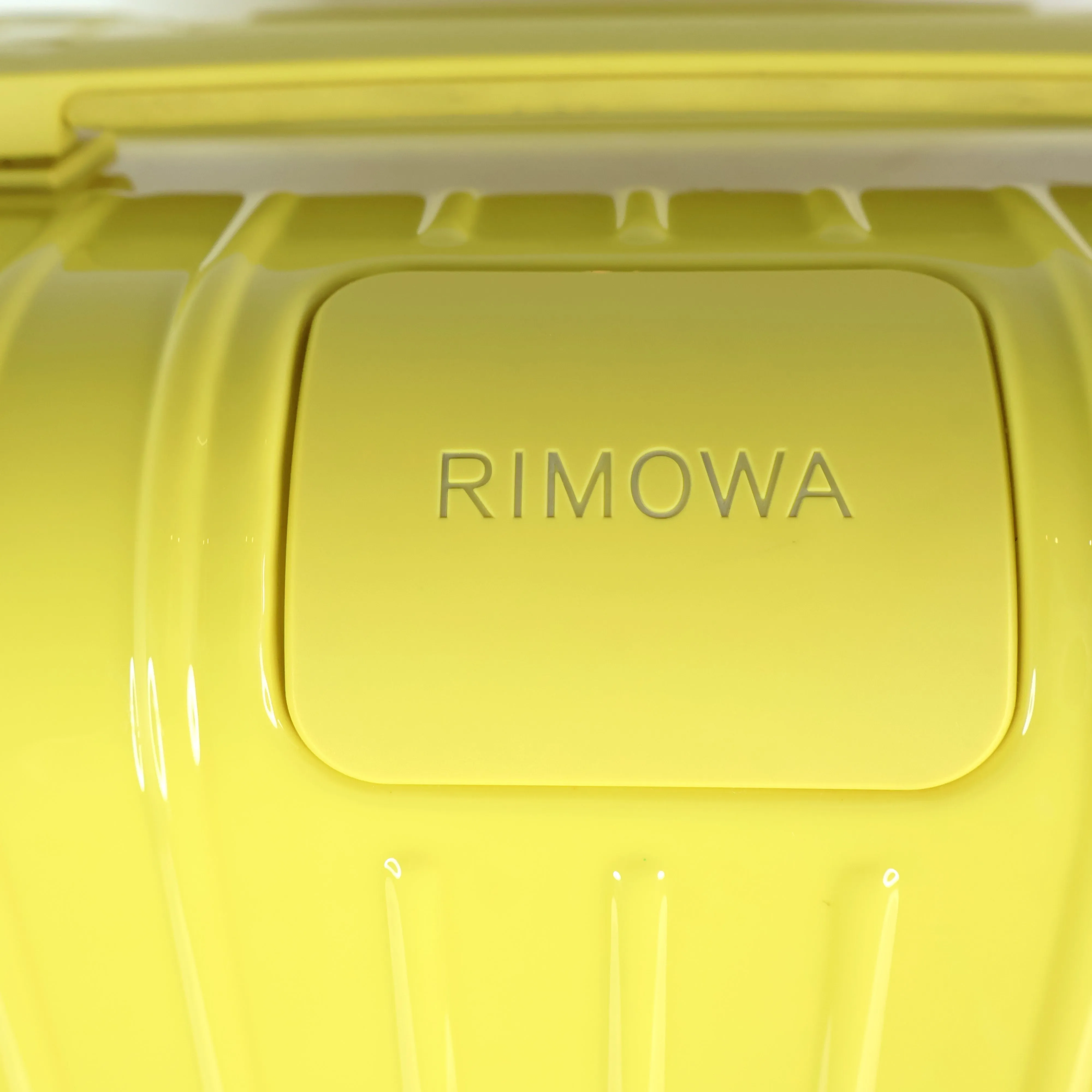 Rimowa Suitcase Essential Cabin Saffron Yellow